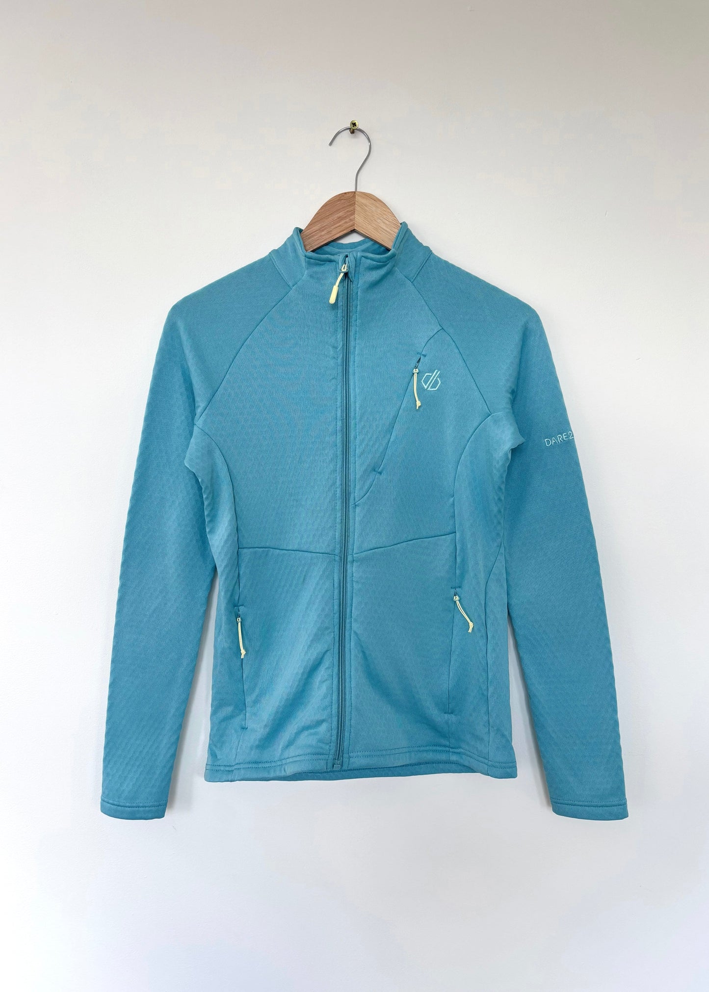 Ex ‘Dare 2B’ Women’s Emerging III Mid-layer Lightweight Thermal Walking/ Hiking Jacket