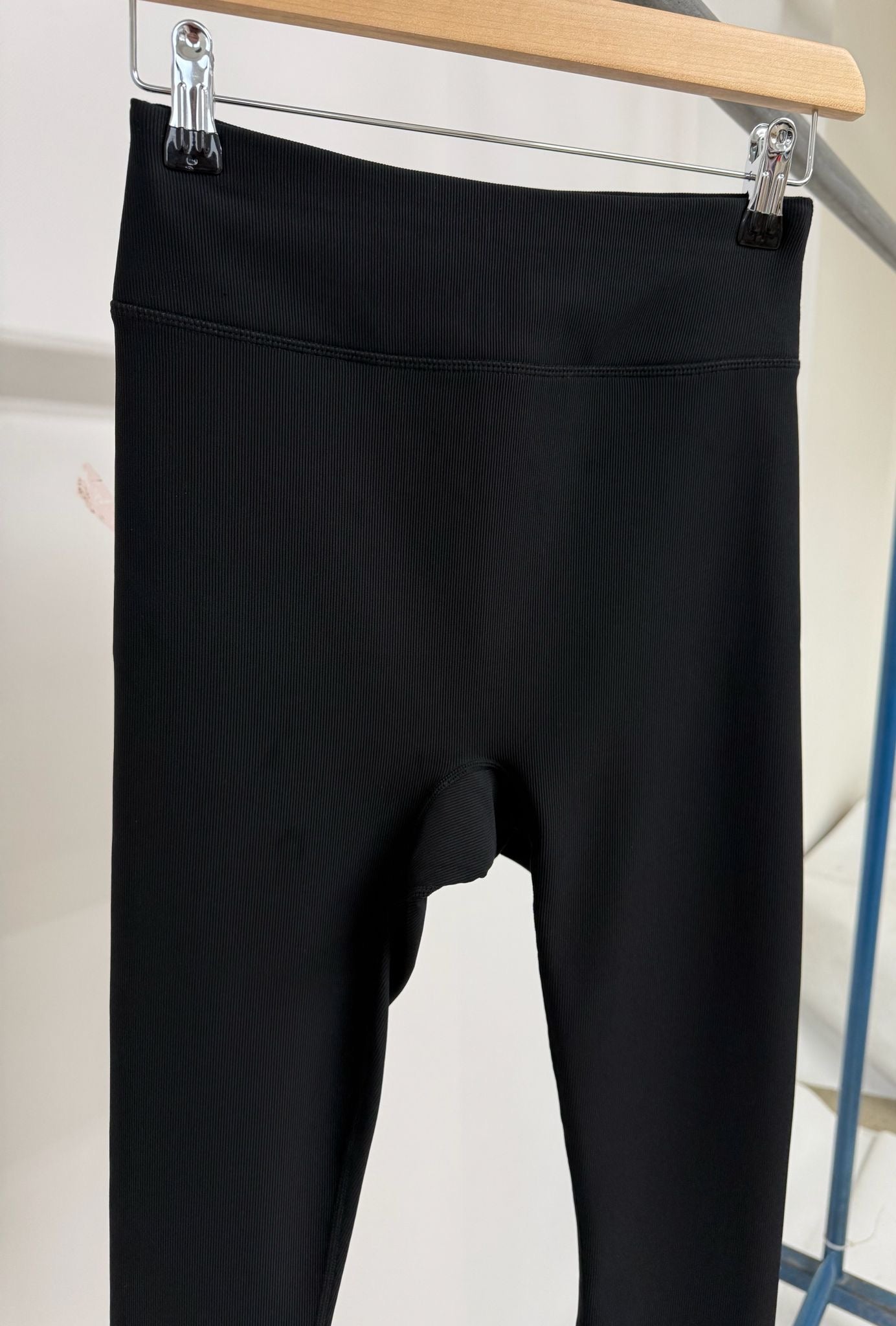 Ex ‘Reasn’ Sculpt High Waist Leggings.