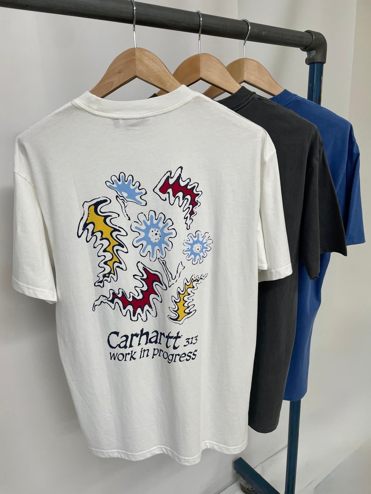 Ex ‘Carhartt’ Men’s T-Shirt -11 designs.