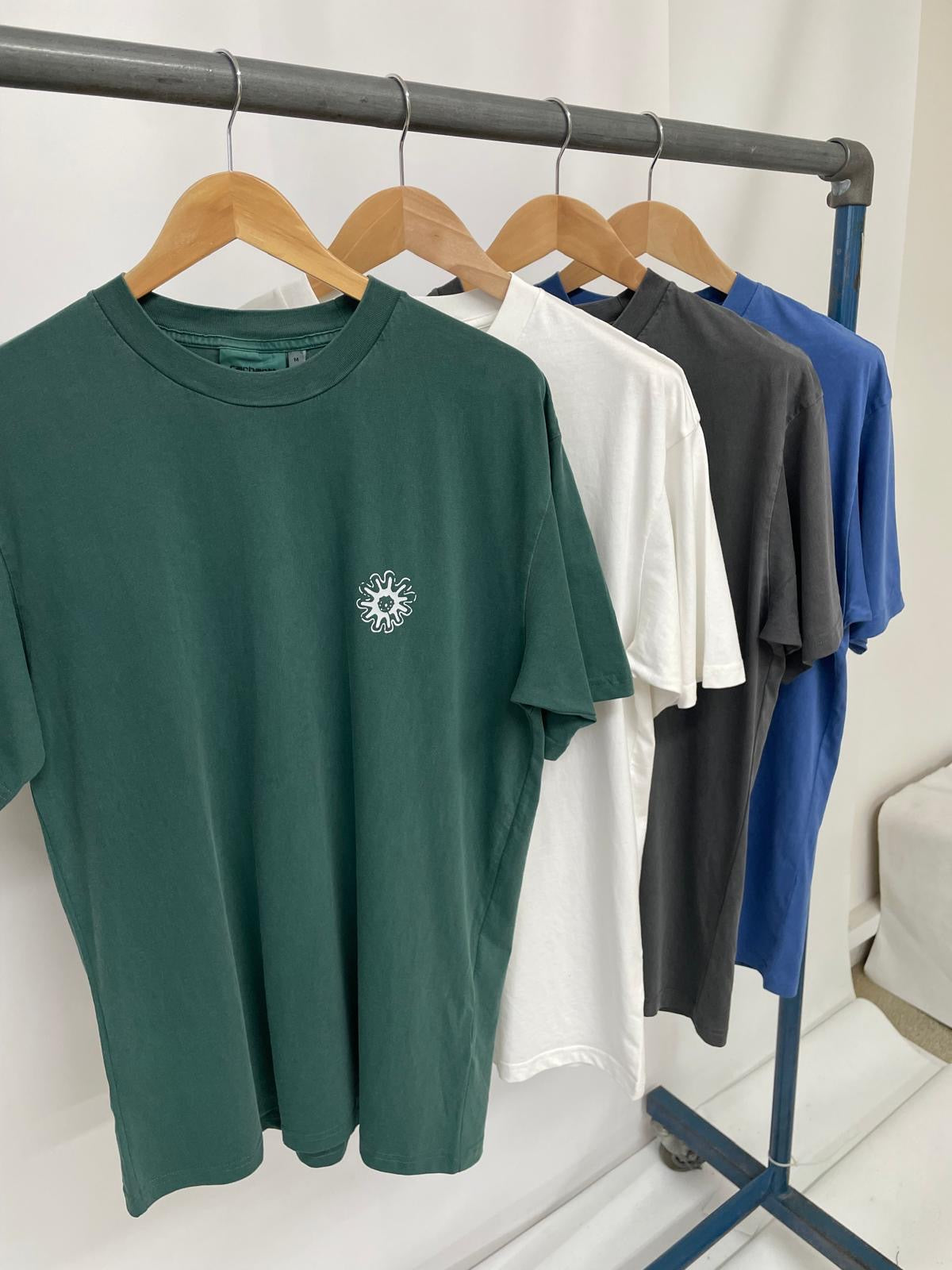 Ex ‘Carhartt’ Men’s T-Shirt -11 designs.